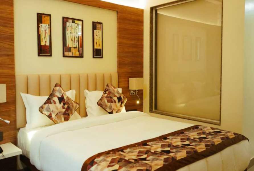 Hotel Gross Inn Near Igi Airport New Delhi Bilik gambar